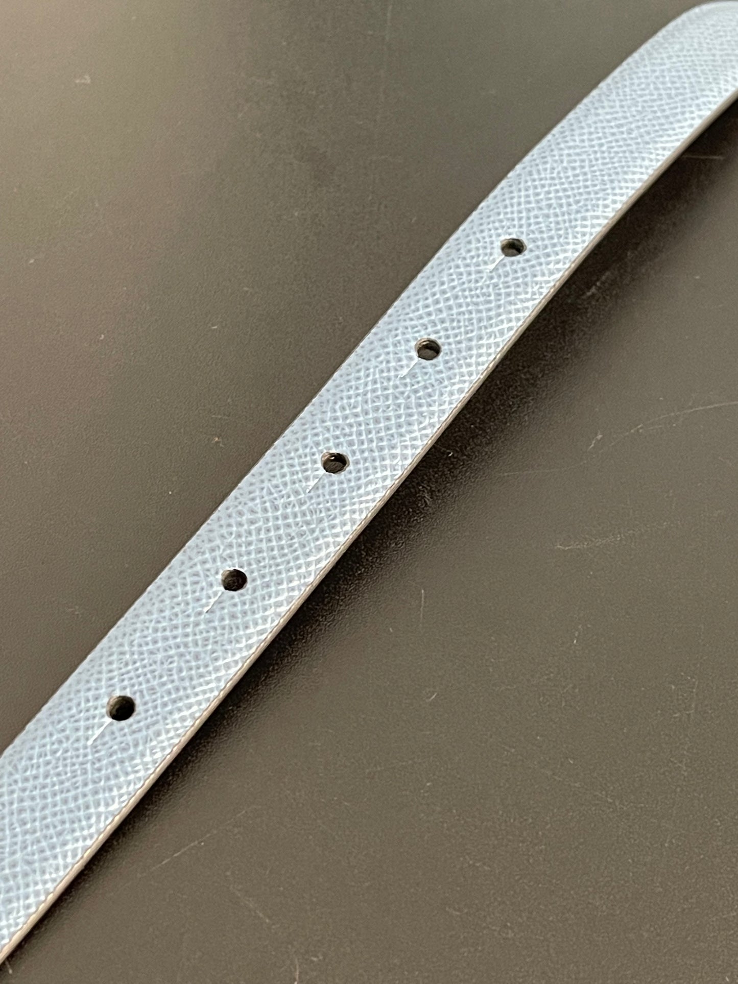 Pre-Owned Dolce Gabbana Blue Skinny Calfskin Leather Belt