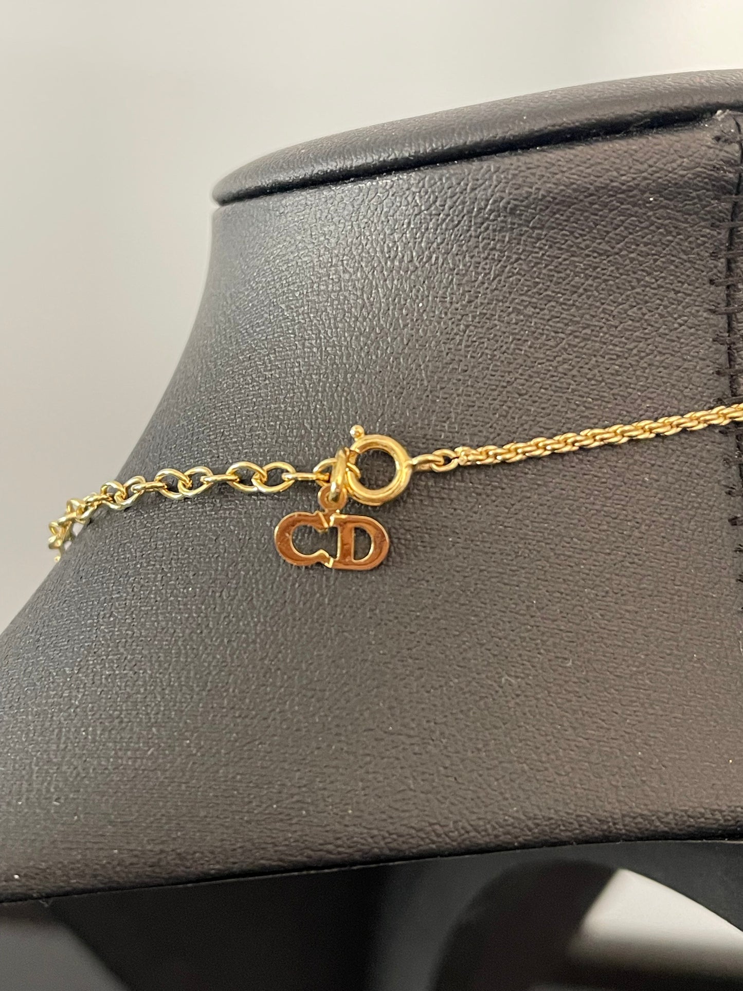 Pre-Owned Christian Dior Round CD Pendant Necklace-Gold Plated