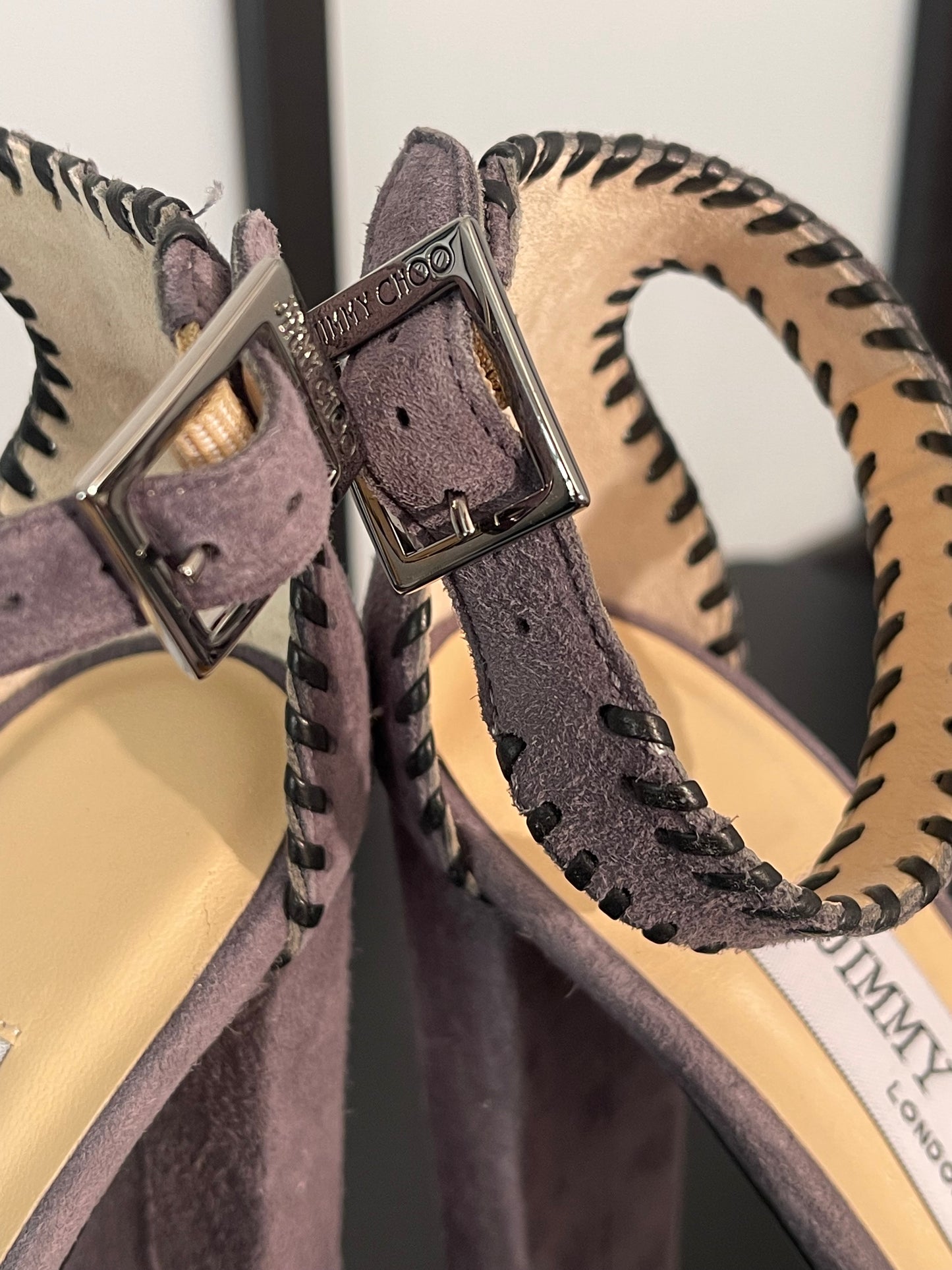 Pre-Owned Jimmy Choo Daphne Suede Platform Heels