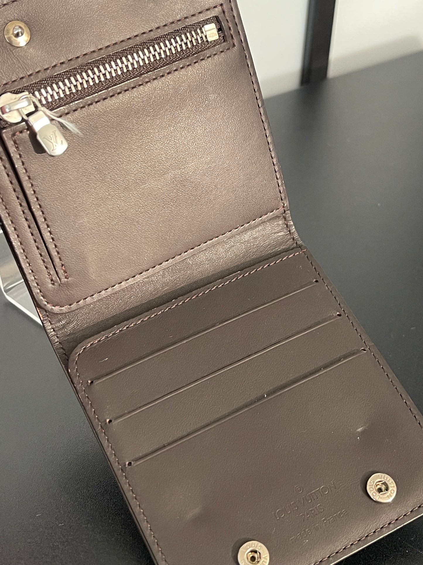Pre-Owned Louis Vuitton Brown Leather Wallet