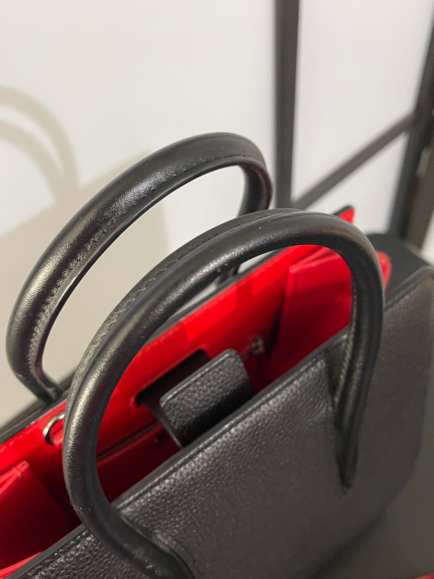 Pre-Owned  Christian Louboutin Paloma Top Handle Bag