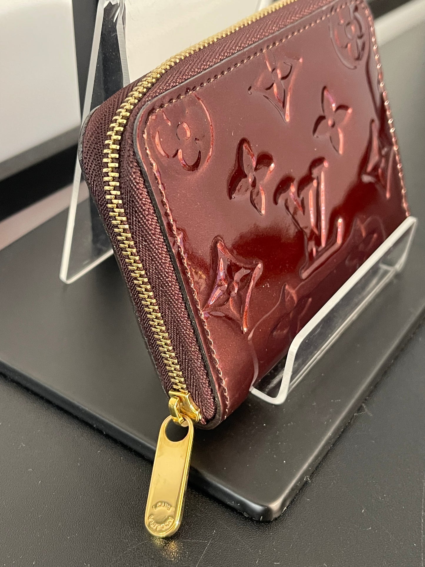 Pre Owned Louis Vuitton Vernis Compact Wallet