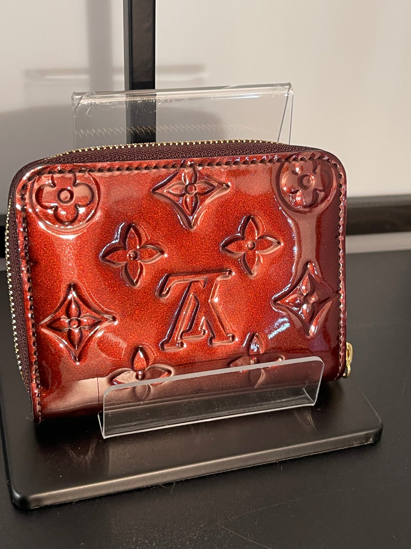 Pre Owned Louis Vuitton Vernis Compact Wallet