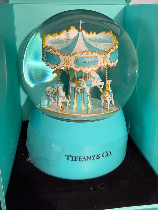 Tiffany & Co Carousel Musical Snow Globe Brand New In Box Christmas Gift