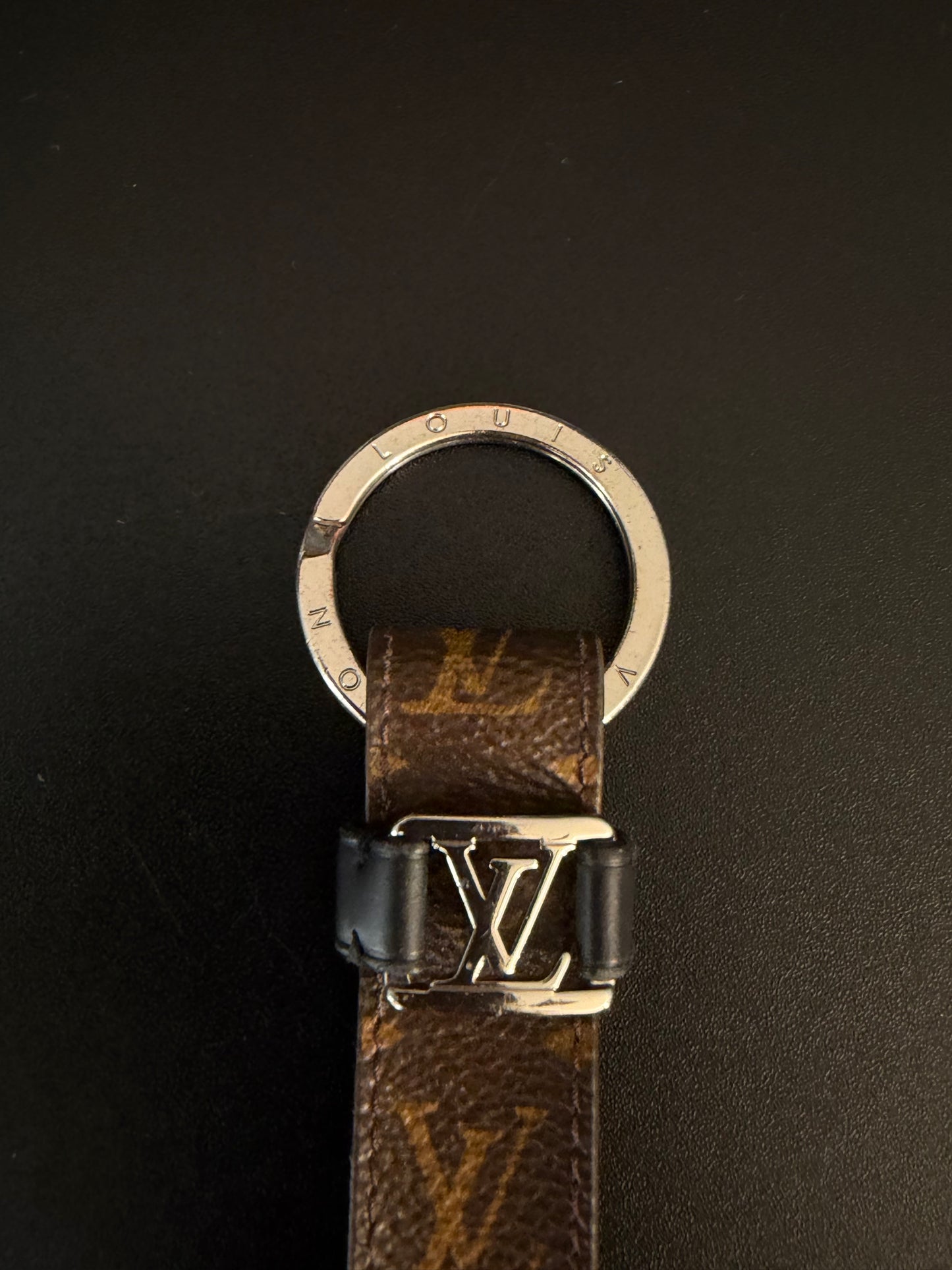 Pre-Owned Louis Vuitton Monogram Canvas Key Chain
