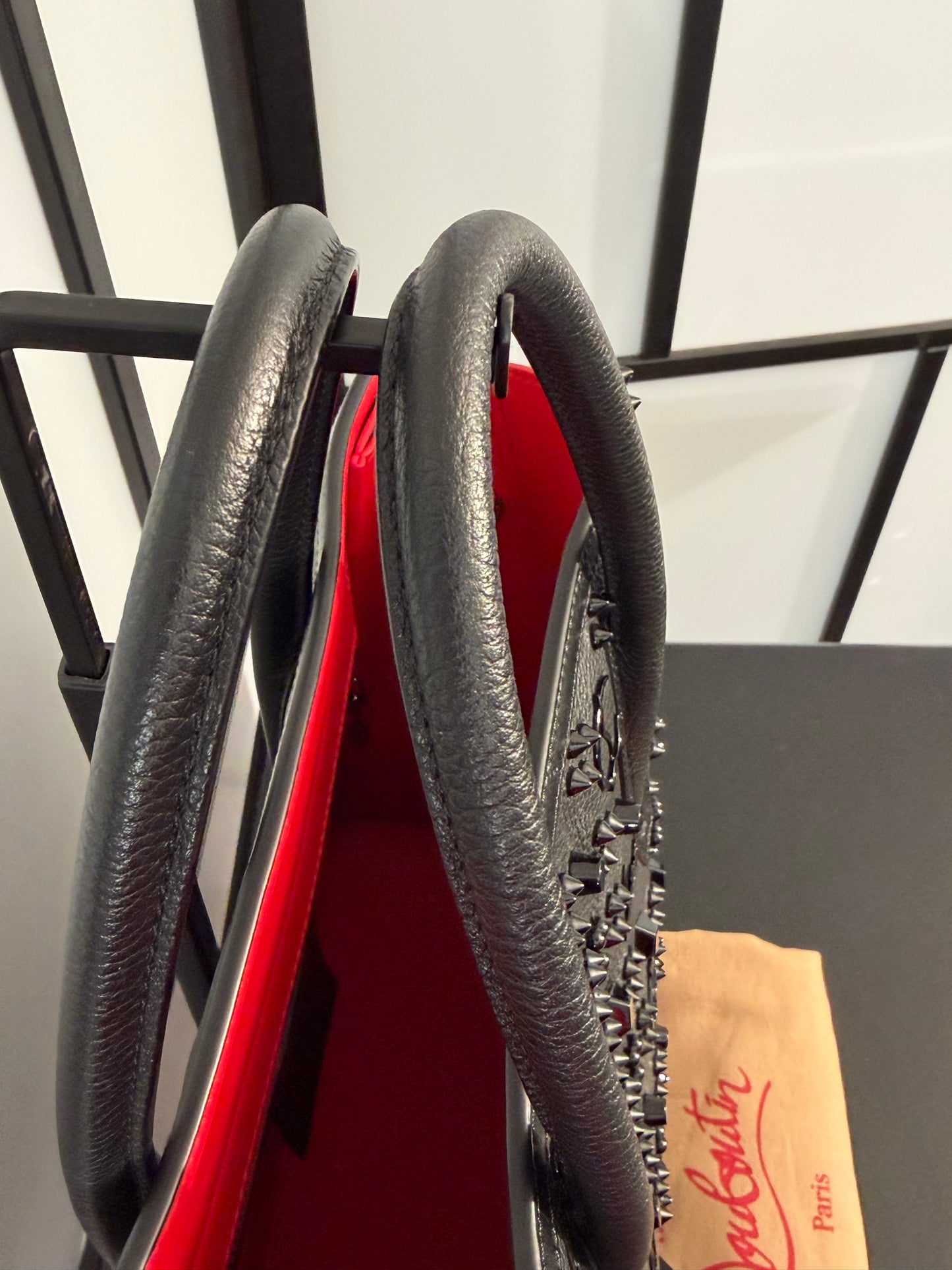 Christian Louboutin Black Leather Paloma Medium Size Pre-Owned Top Handle Bag