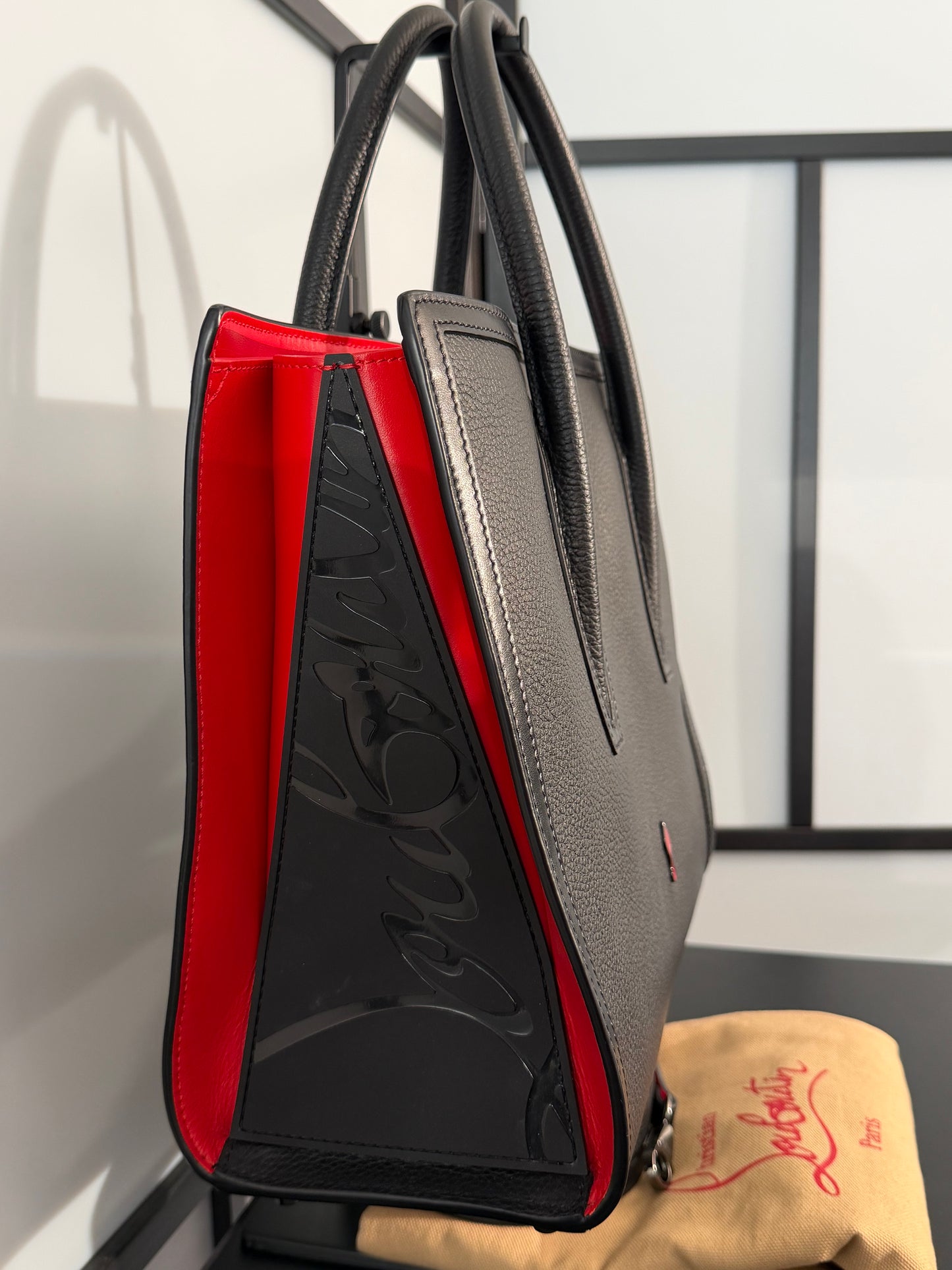 Christian Louboutin Black Leather Paloma Medium Size Pre-Owned Top Handle Bag