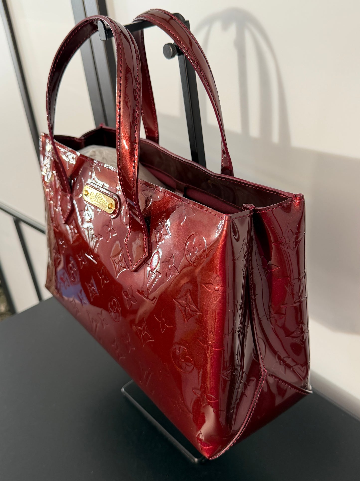 Louis Vuitton Pre-Owned Amarante Wilshire Vernis Handbag