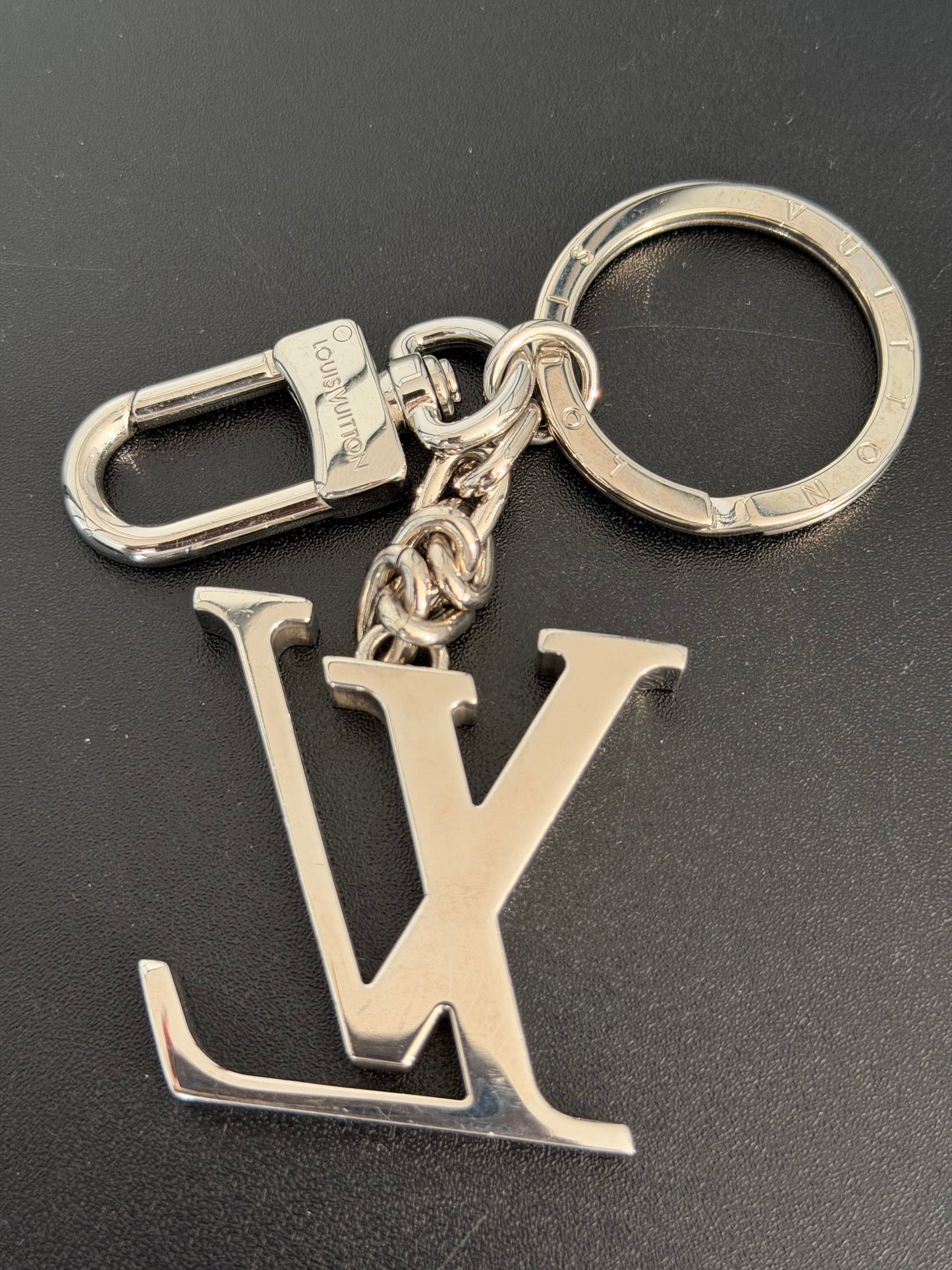 Louis Vuitton Pre-Owned Silver LV Initials Key Holder Bag Charm