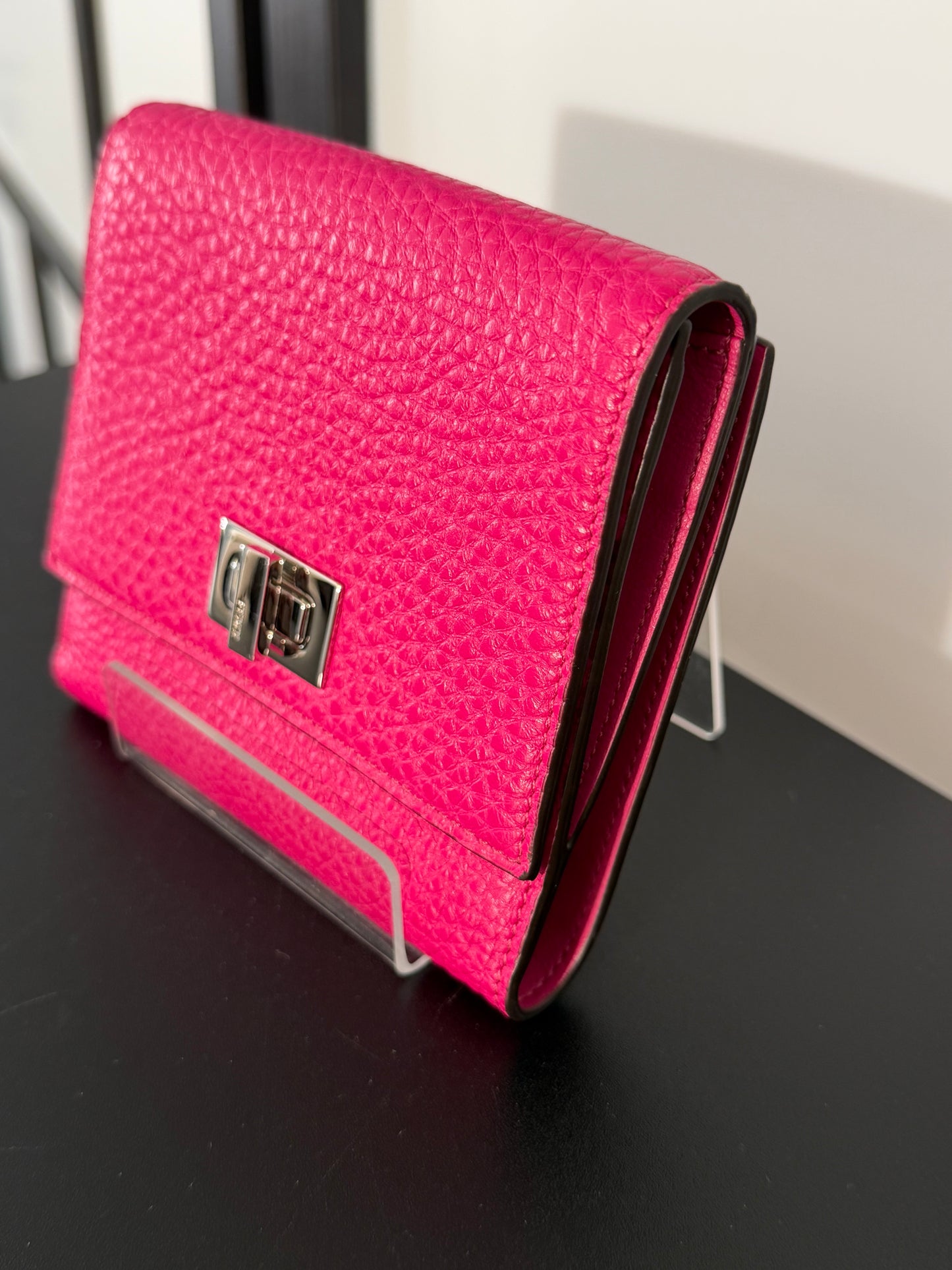 Fendi Pre-Owned Pink Selleria Peekaboo Compact Leather Wallet