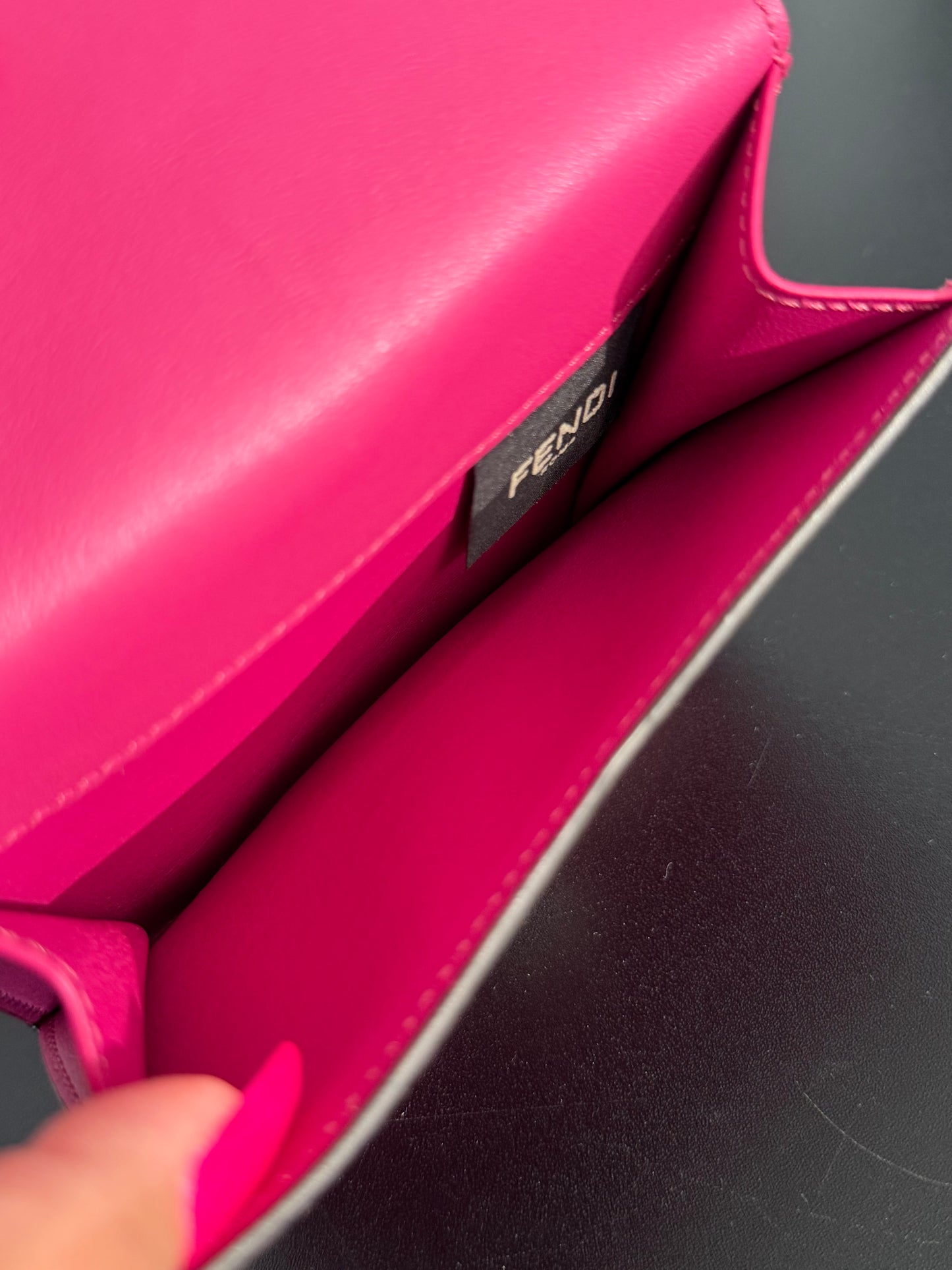 Fendi Pre-Owned Pink Selleria Peekaboo Compact Leather Wallet
