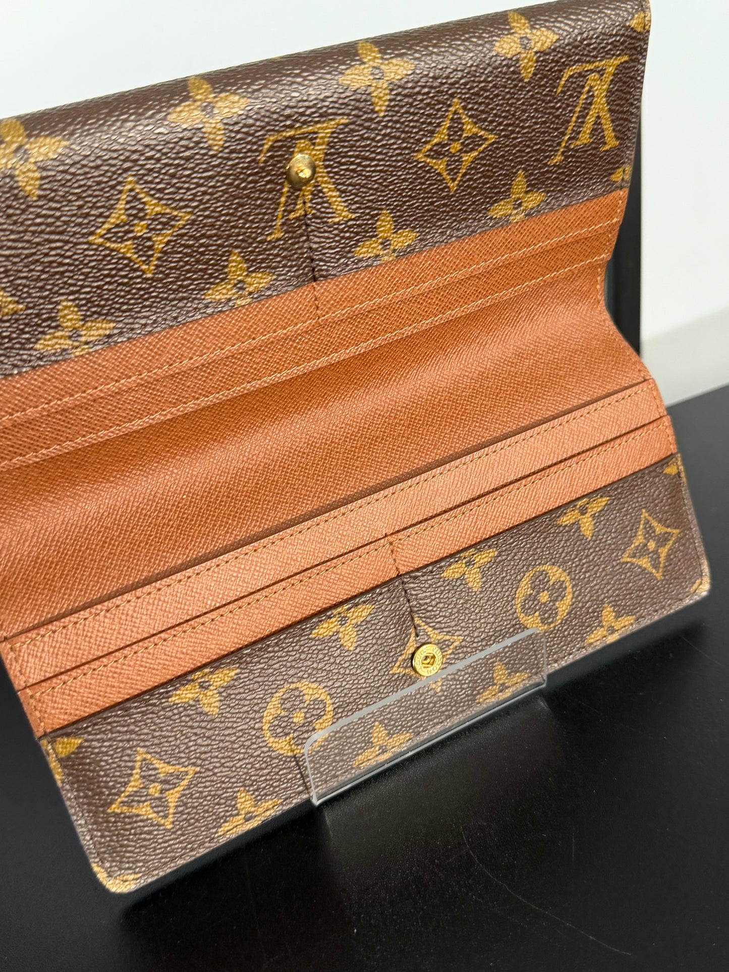 Louis Vuitton Pre-Owned Brown Monogram Canvas Louise Wallet