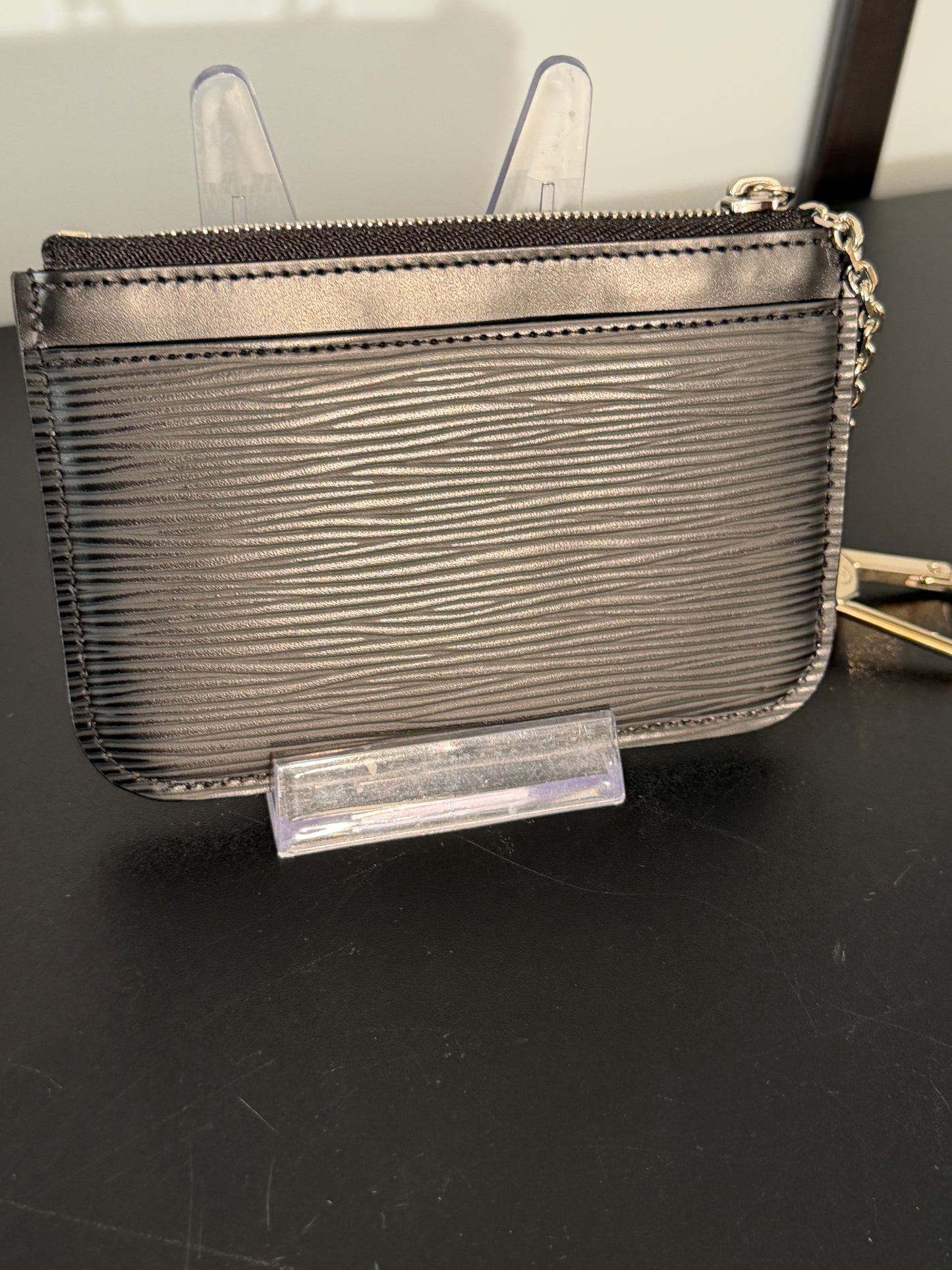 Louis Vuitton Pre-Owned Black Epi Leather Pouchette