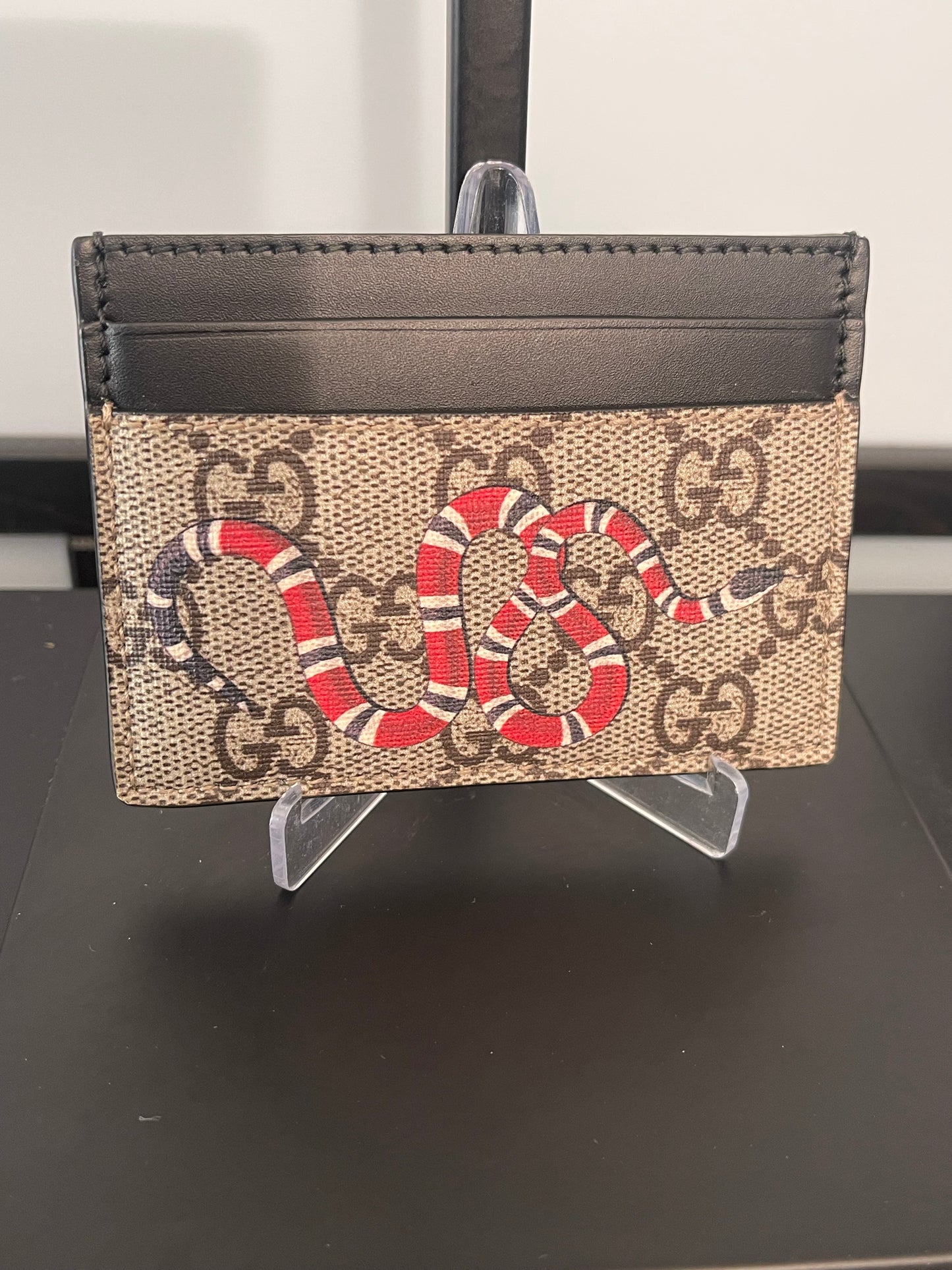 Pre-Owned Gucci GG Supreme Kingsnake Card Holder