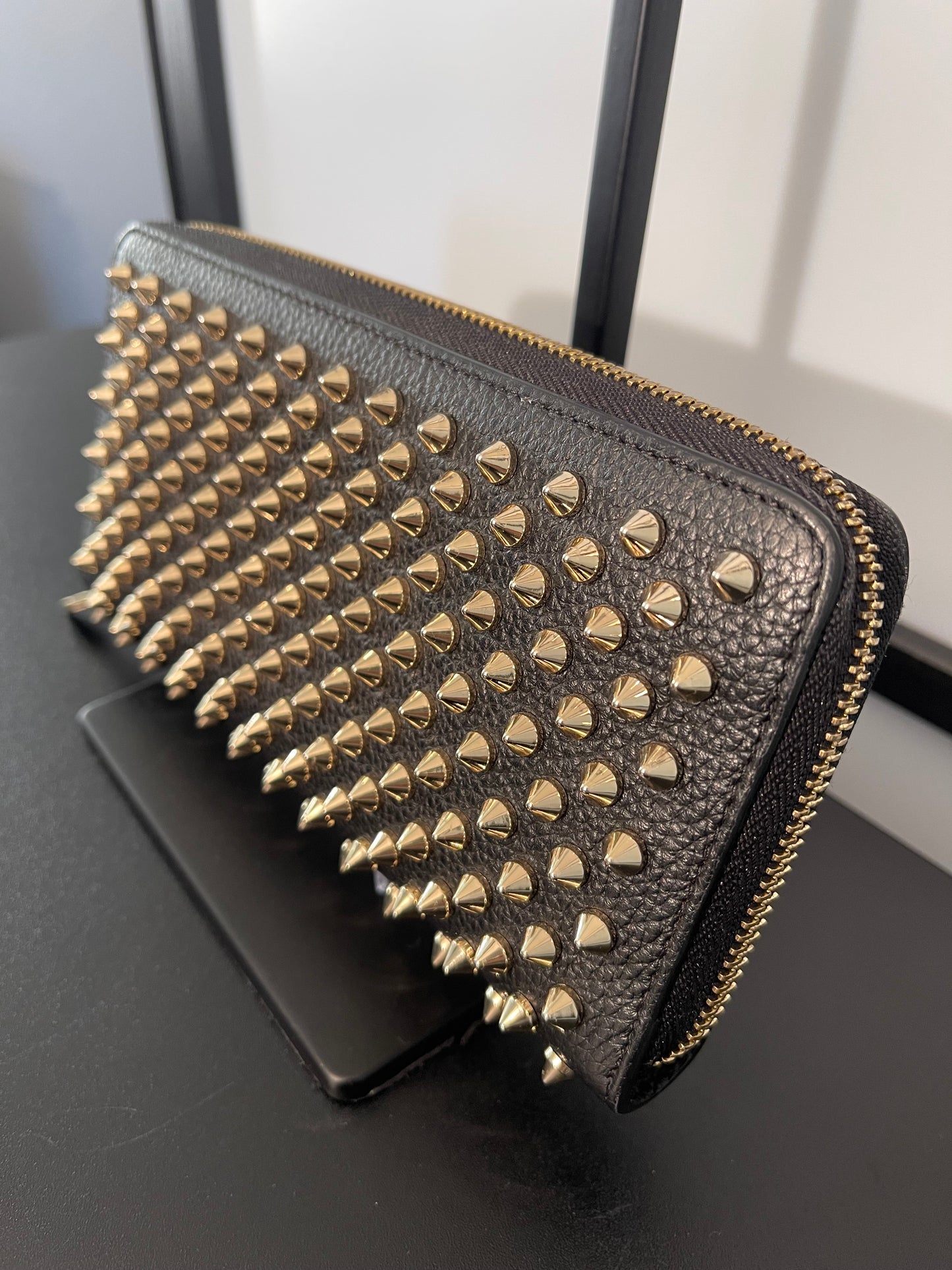 Pre-Owned Christian Louboutin Black Pantotone Studded Zippy Wallet