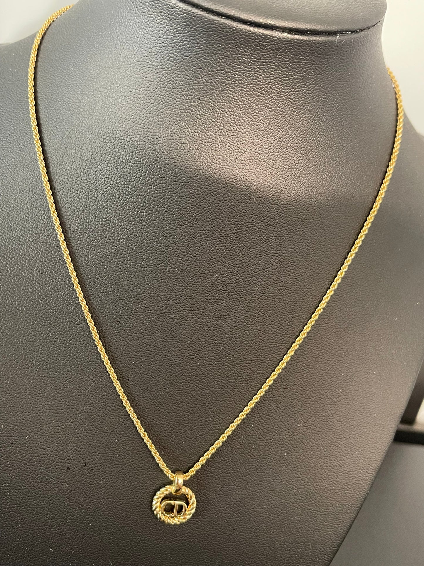 Pre-Owned Christian Dior Round CD Pendant Necklace-Gold Plated