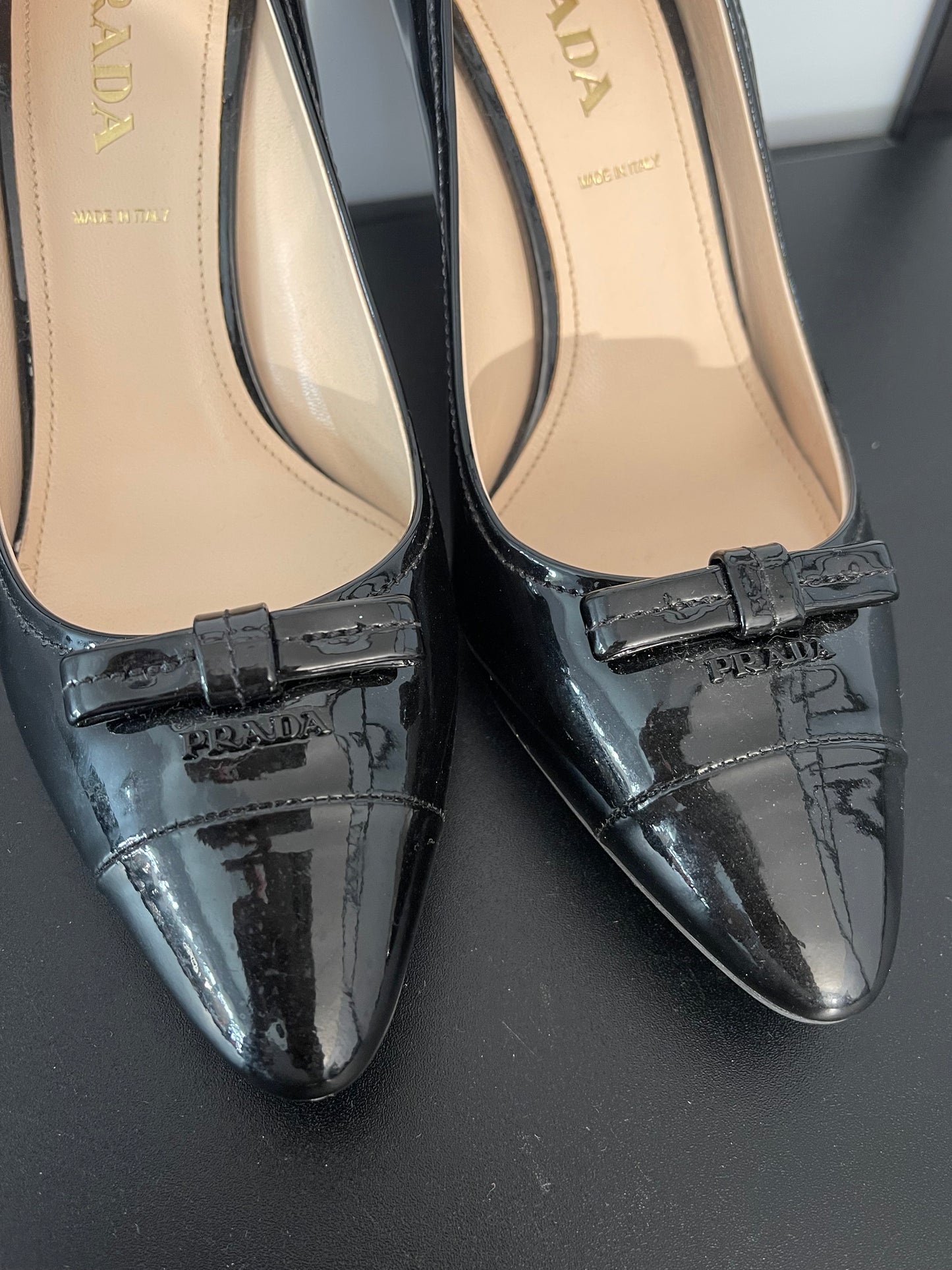 Pre-Owned Prada Pumps Heel Ribbon Black Patent Leather Size 37 1/2