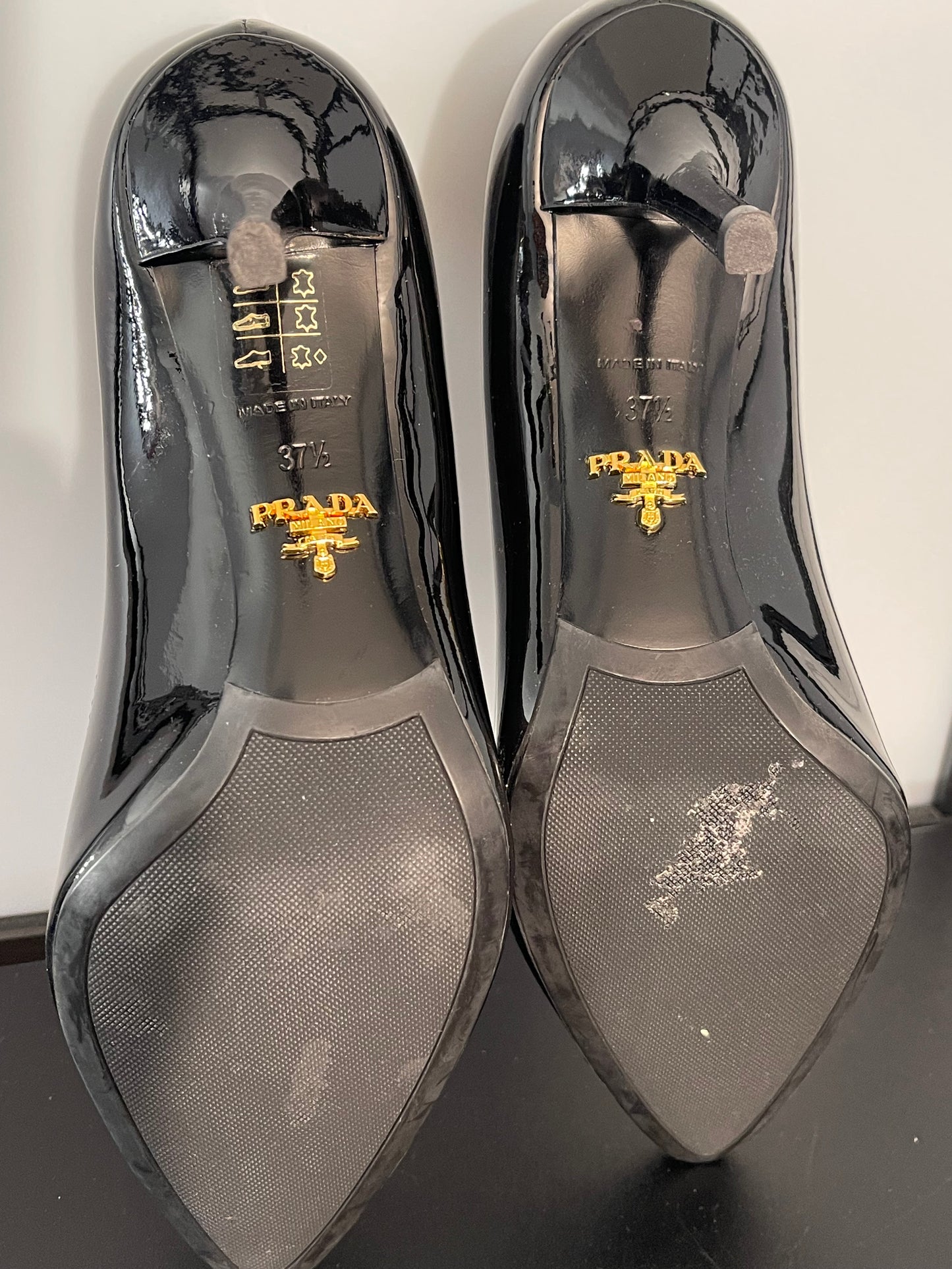 Pre-Owned Prada Pumps Heel Ribbon Black Patent Leather Size 37 1/2