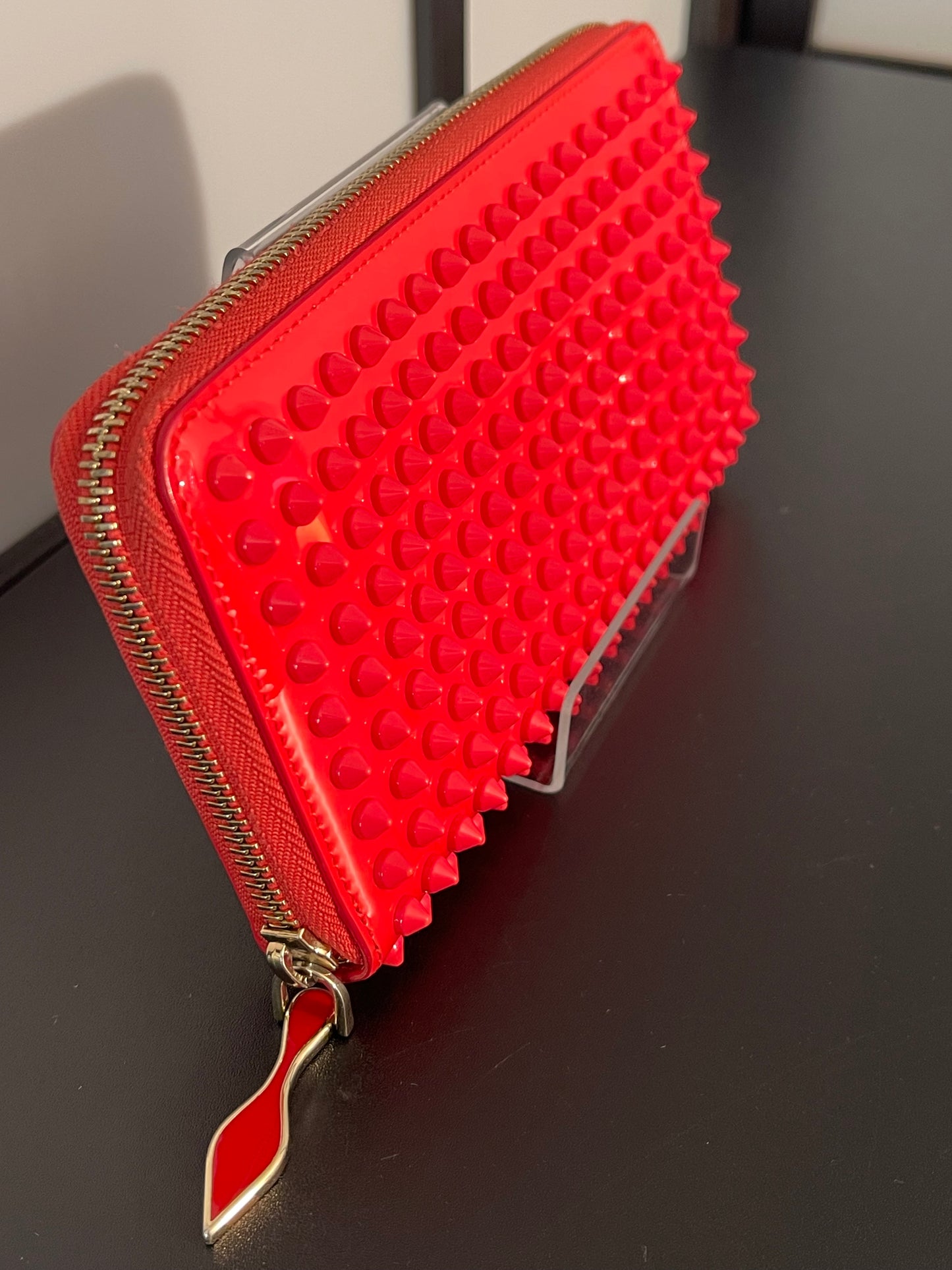 Pre-Owned Christian Louboutin Panettone Spiked Patent Leather Zipper Wallet