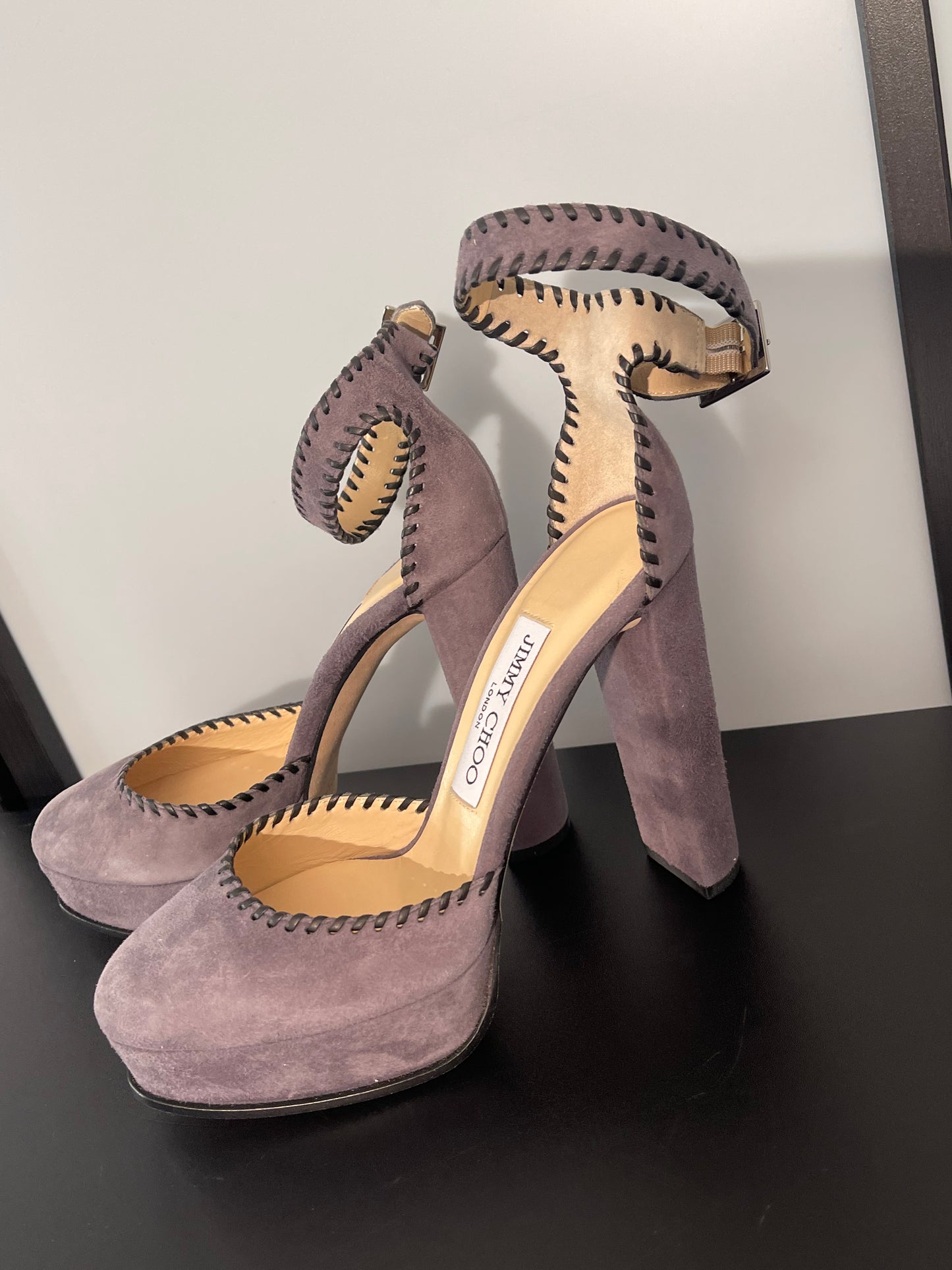 Pre-Owned Jimmy Choo Daphne Suede Platform Heels
