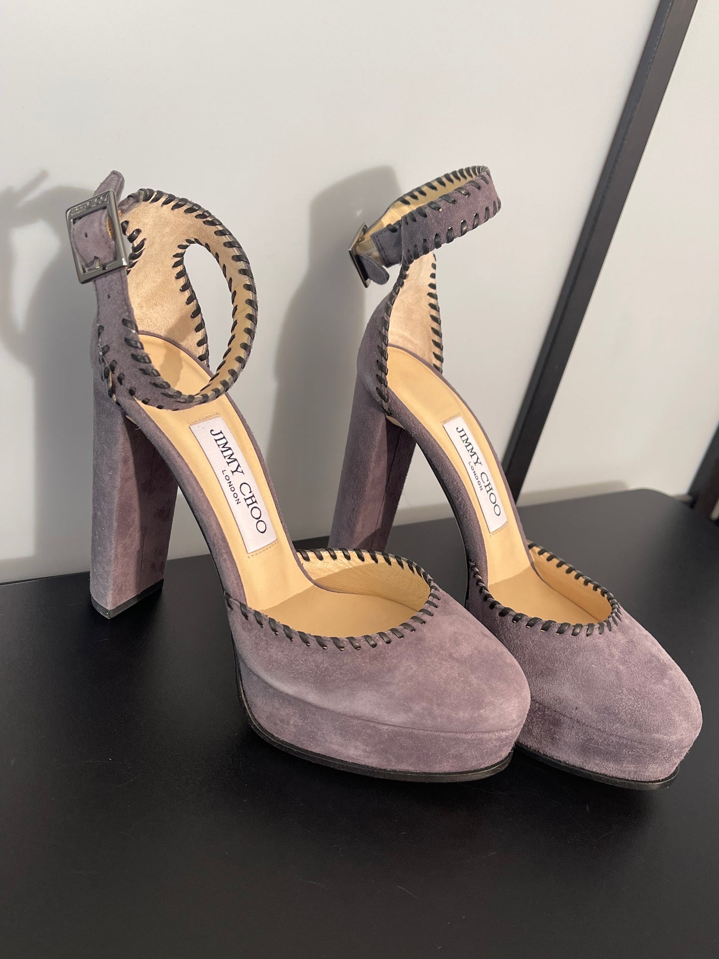 Pre-Owned Jimmy Choo Daphne Suede Platform Heels