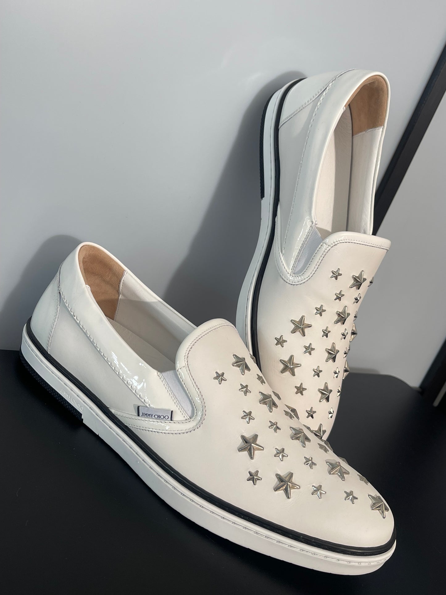 Pre-Owned Jimmy Choo White Leather Slip-On Shoes