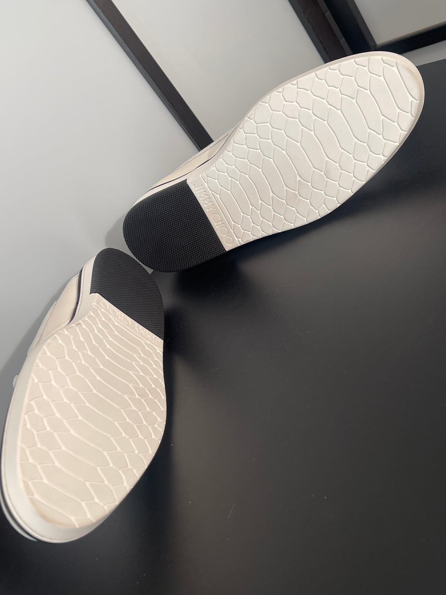 Pre-Owned Jimmy Choo White Leather Slip-On Shoes