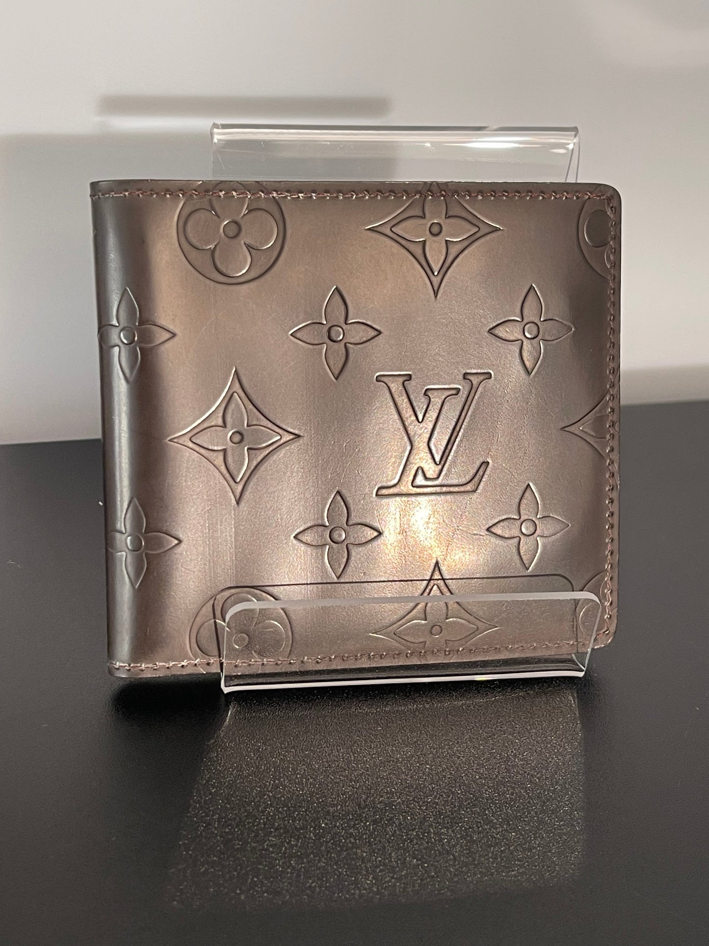Pre-Owned Louis Vuitton Brown Leather Wallet