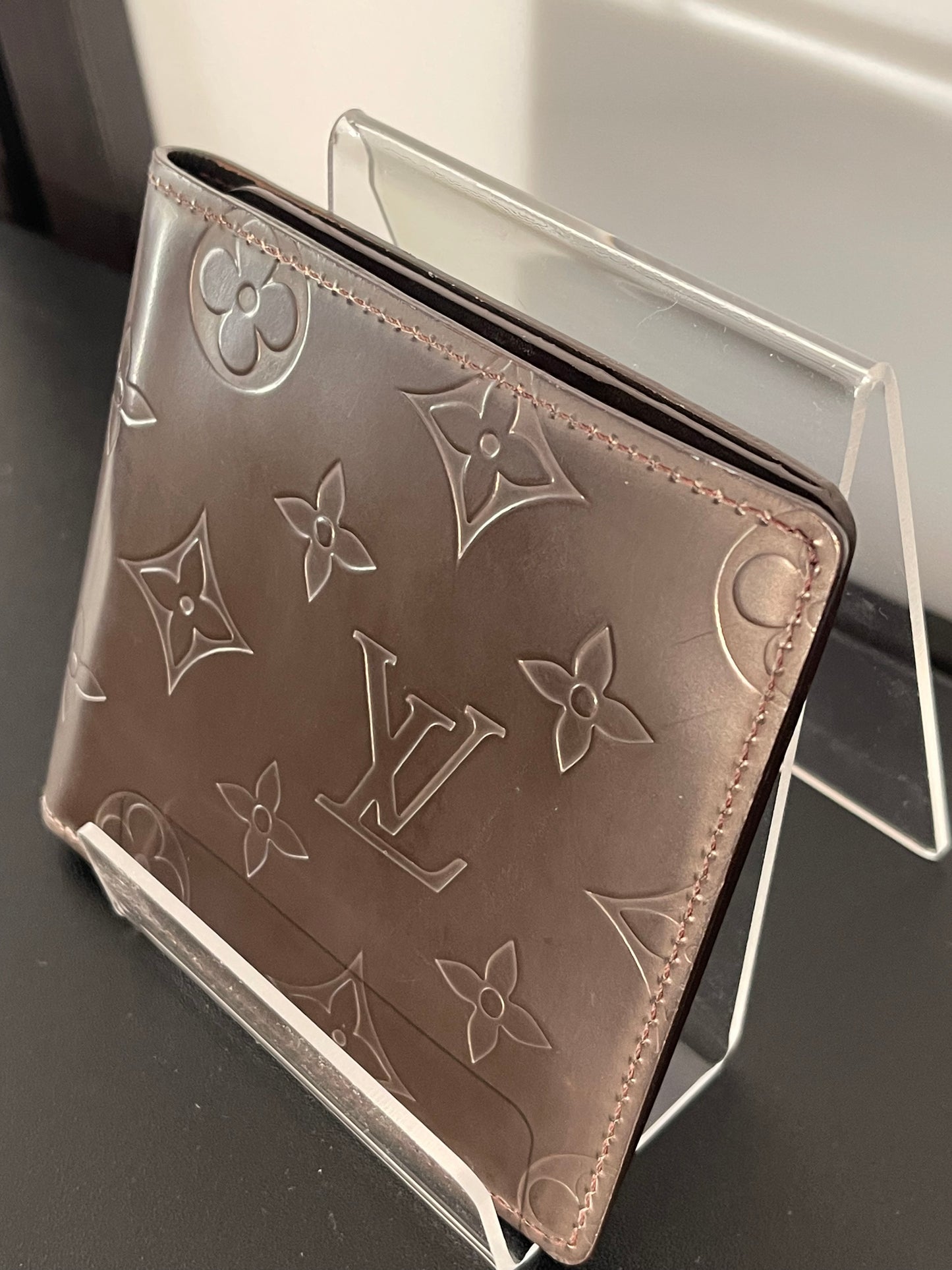 Pre-Owned Louis Vuitton Brown Leather Wallet